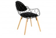 KRZESŁO DESIGNERSKIE Z BUKOWYMI NOGAMI JAHI, krzesła metalowe jahi, krzesła z drewnianymi nogami jahi