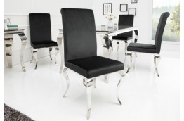 Czarne krzesła w stylu glamour barock