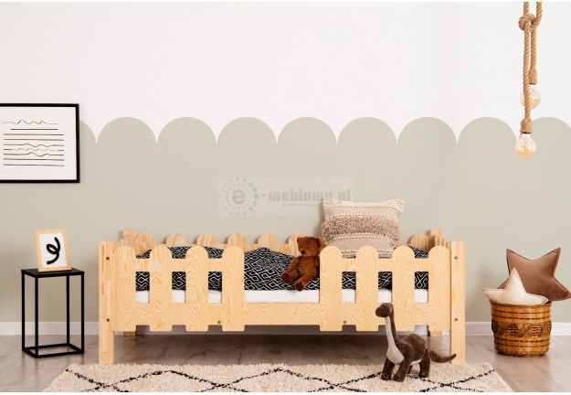 Łóżko drewniane Olaf - szer. 70 cm, łóżko dziecięce drewniane Olaf, łóżko dla dziecka białe