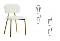 Białe krzesło tapicerowane tkaniną boucle Fabiola / złote nogi