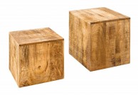 Zestaw dwóch stolików z drewna mango Chase, stoliki drewniane do salonu Chase, 