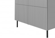 Szara komoda do salonu 100 cm Asensio, szare komody, komody kwadratowe, komody 4 drzwiowe