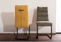 Krzesło Berry Brego, krzesła berry brego, krzesła tapicerowane do salonu, krzesła na płozach