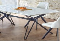 stół, stoły, stoły nowoczesne, stół w stylu skandynawskim, stół lakierowany, biało-czarny