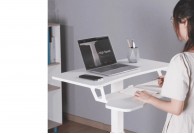 Biurko na laptopa białe na kółkach Over, biurko pod laptopa białe z regulacją wysokości Over, biurko na laptopa białe