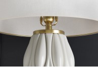 Lampa stołowa biała Luell 65 cm, biała lampa na komodę Luell, lampa do salonu