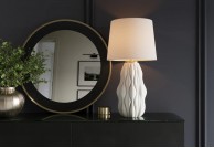 Lampa stołowa biała Luell 65 cm, biała lampa na komodę Luell, lampa do salonu