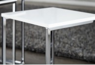 trzy białe stoliki kawowe do salonu birger, stoliki 3 w 1, wsuwane stoliki