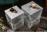 zestaw dwóch srebrnych stolików Leaf, srebrne stoliki, metalowe stoliki