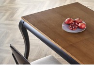 Klasyczny stół rozkładany 160 - 200 cm Windsor, drewniany stół rozkładany windsor